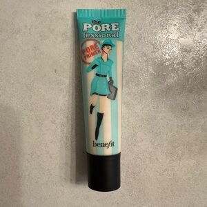 The PoreFessional pore minimizing primer